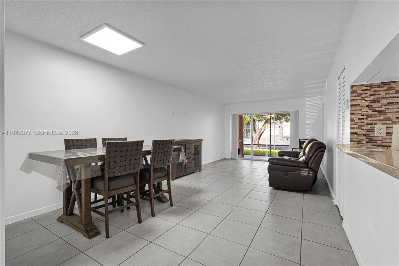 9159 SW 141st Pl, Unit 9159, Miami, FL 33186 Photo