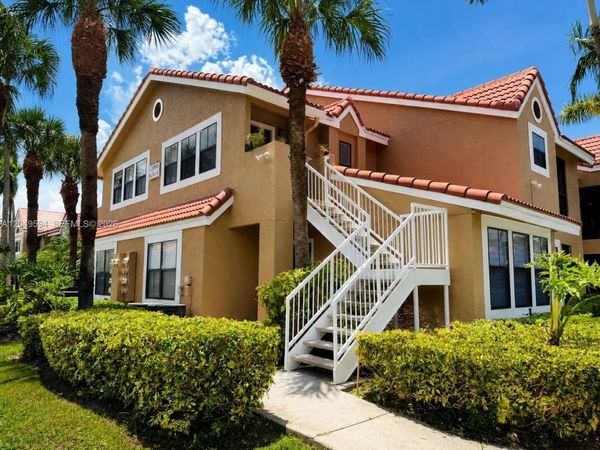15560 SW 104th Ter, Unit 611, Miami, FL 33196
