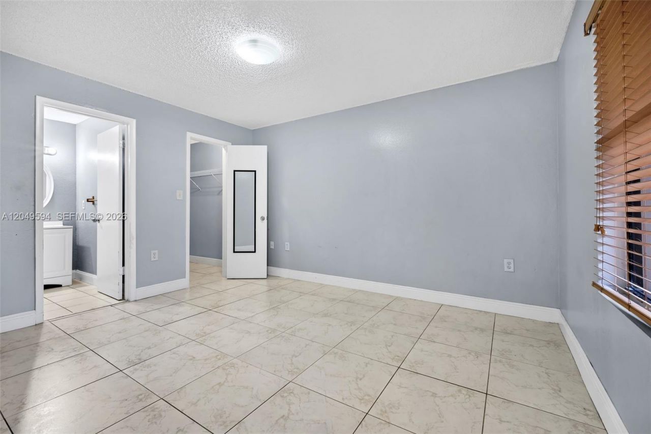15560 SW 104th Ter , Unit 611, Miami, FL 33196 Photo