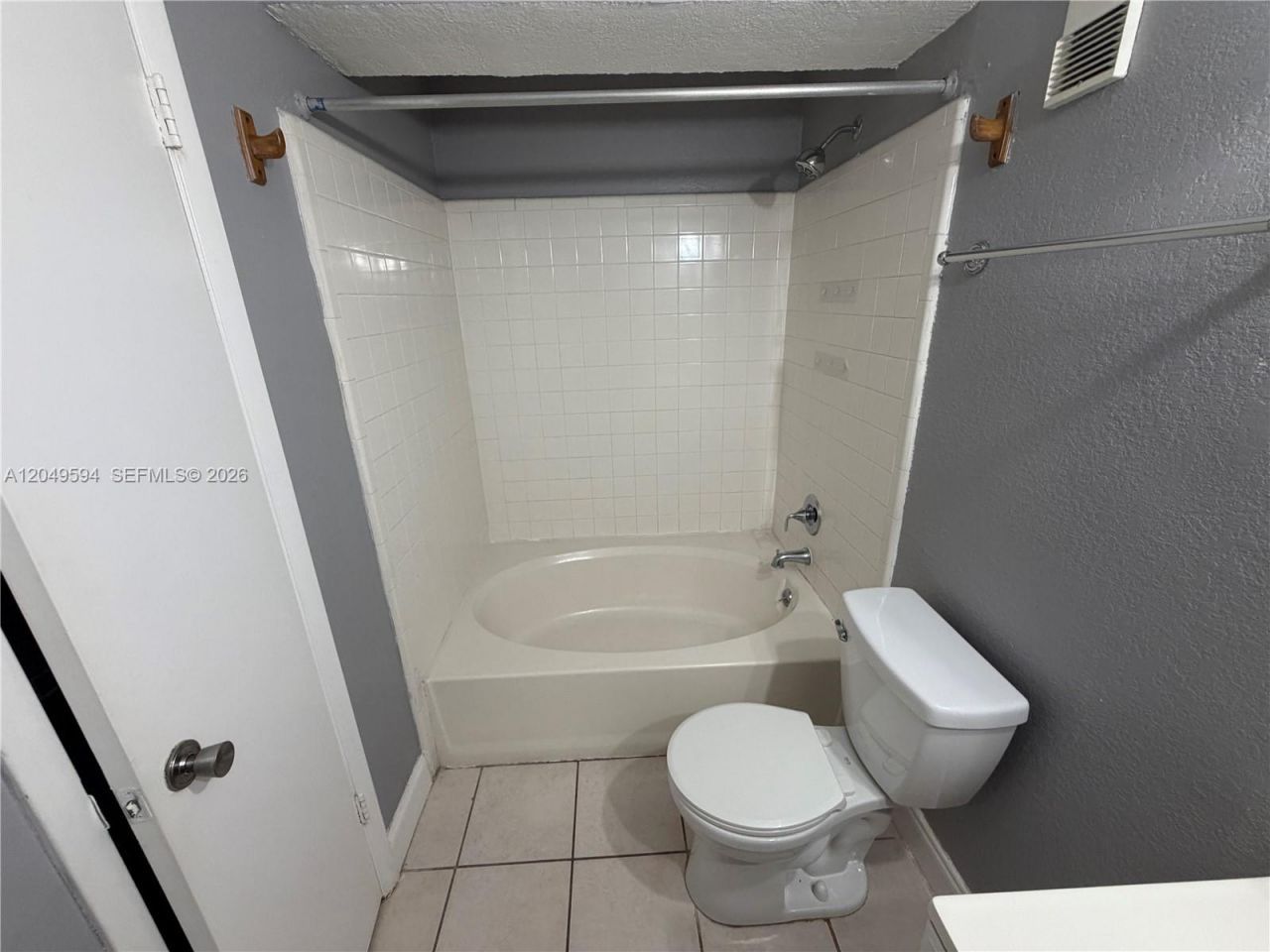 15560 SW 104th Ter, Unit 611, Miami, FL 33196 Photo