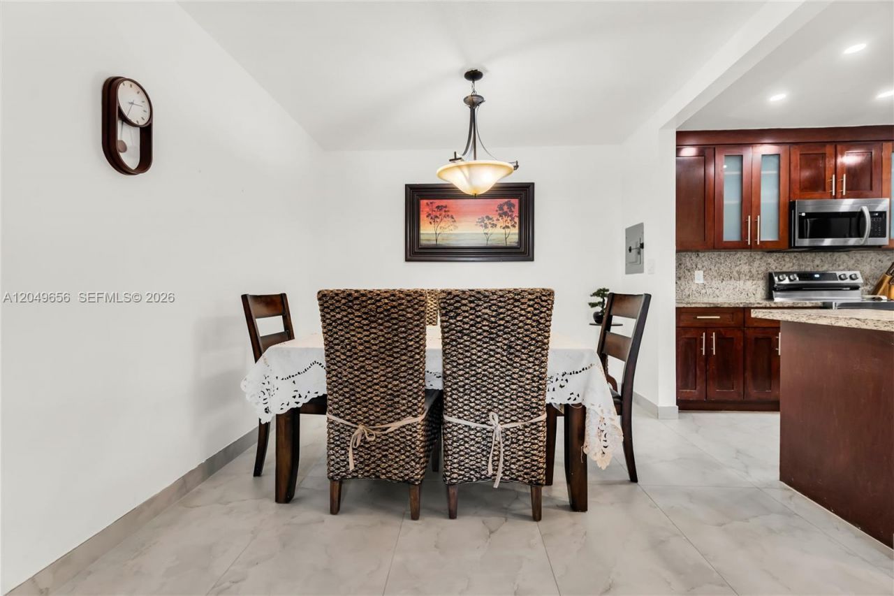 8660 SW 149th Ave , Unit 205, Miami, FL 33193 Photo