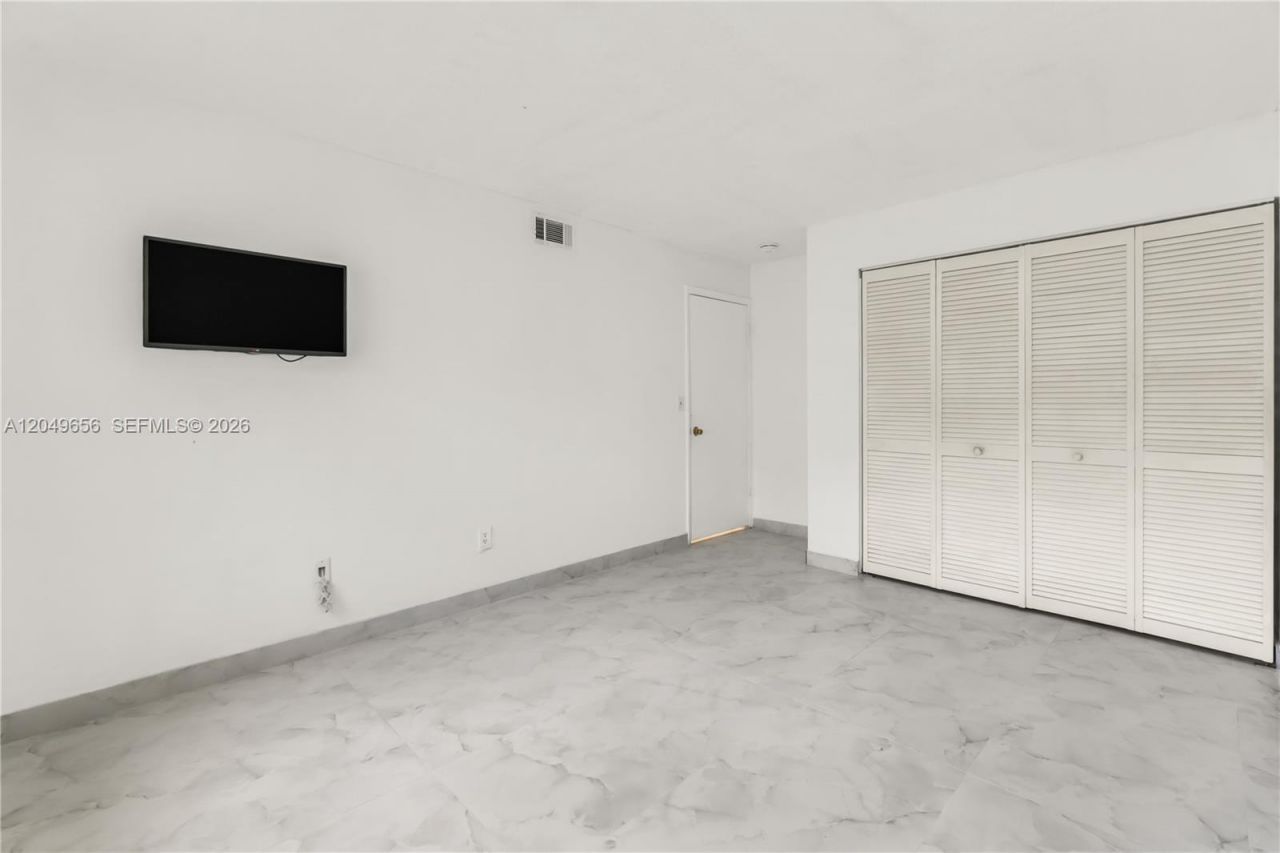 8660 SW 149th Ave , Unit 205, Miami, FL 33193 Photo