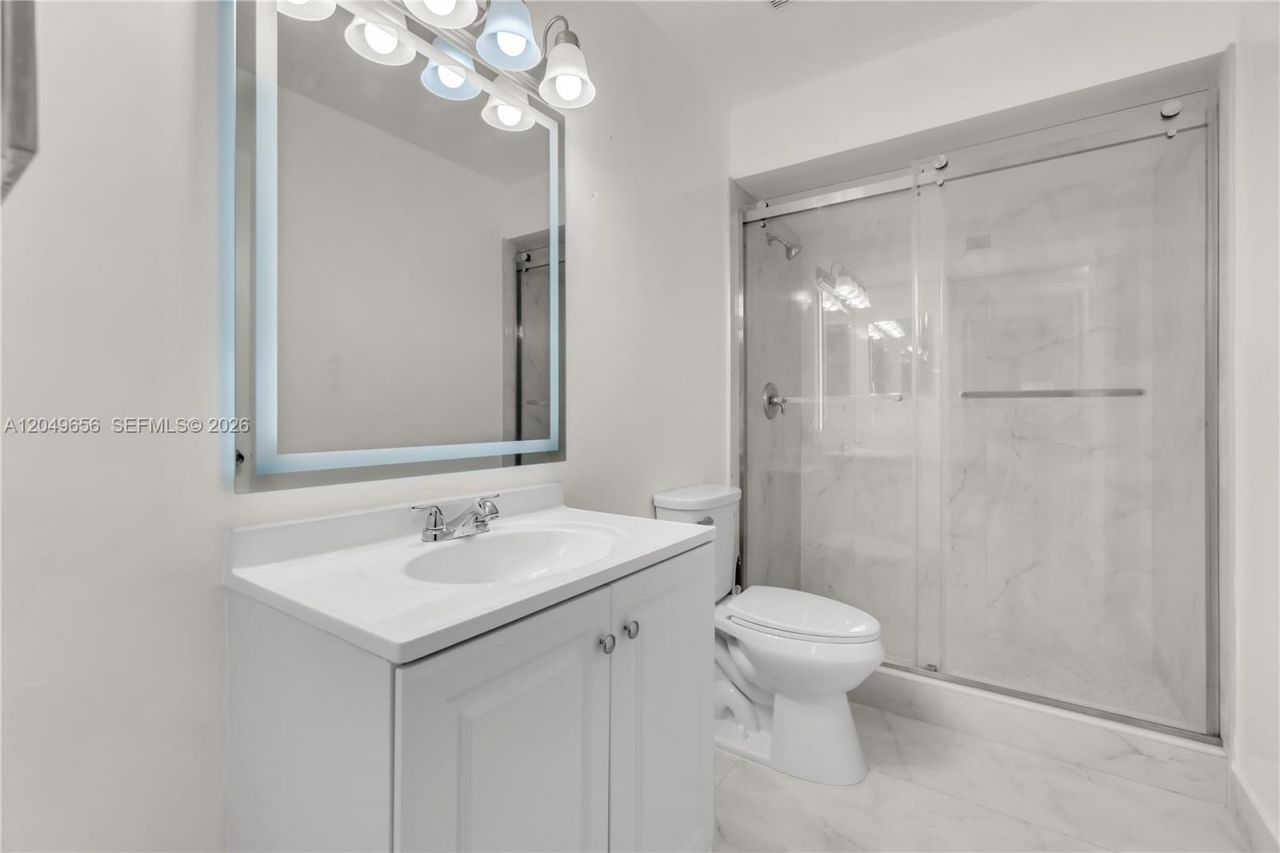 8660 SW 149th Ave , Unit 205, Miami, FL 33193 Photo