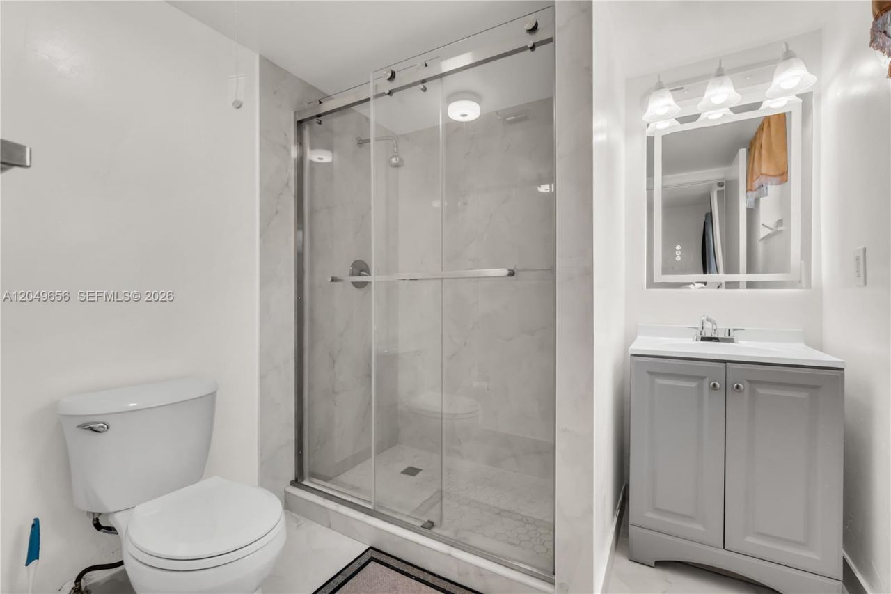8660 SW 149th Ave , Unit 205, Miami, FL 33193 Photo