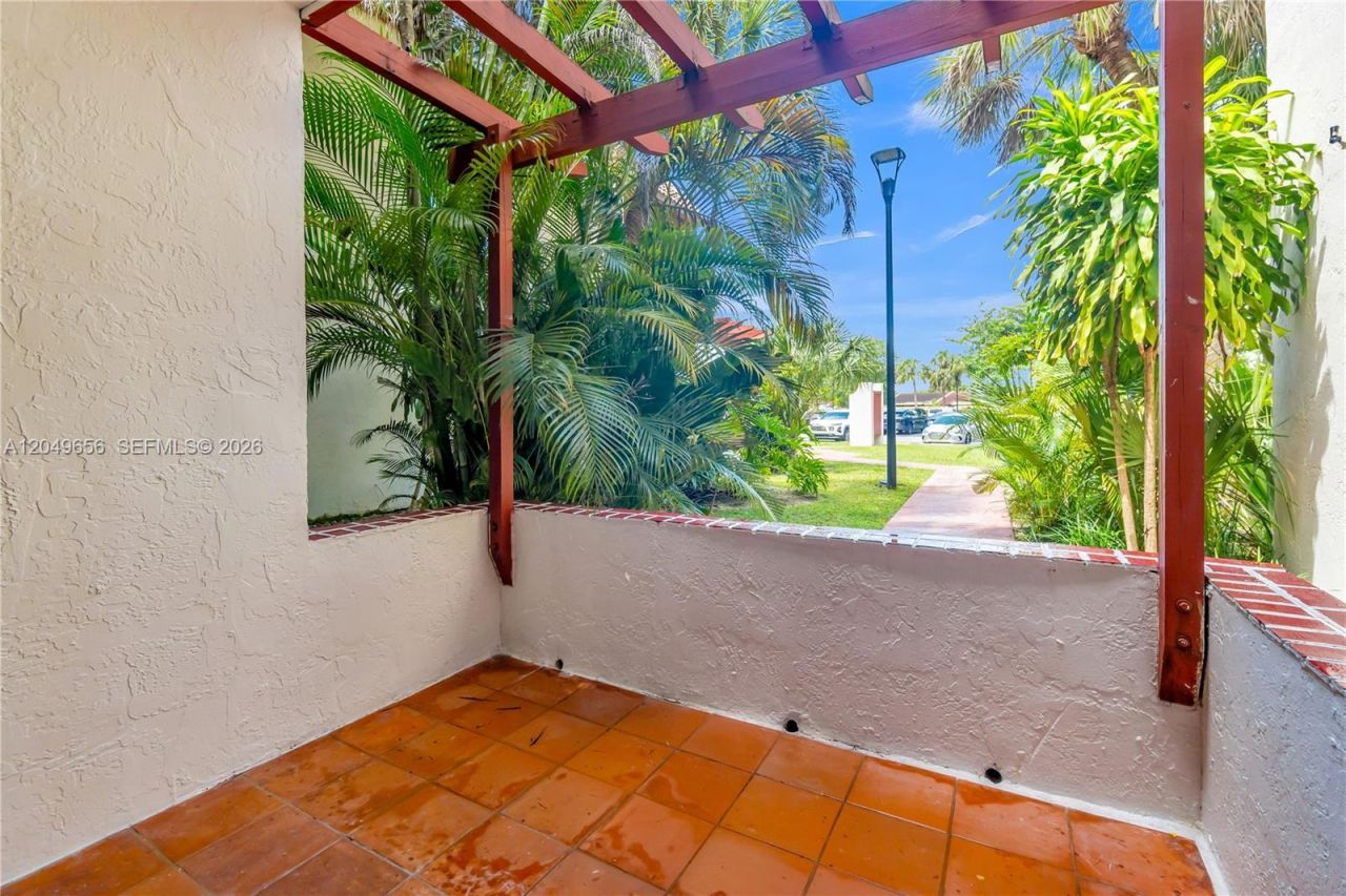 8660 SW 149th Ave , Unit 205, Miami, FL 33193 Photo