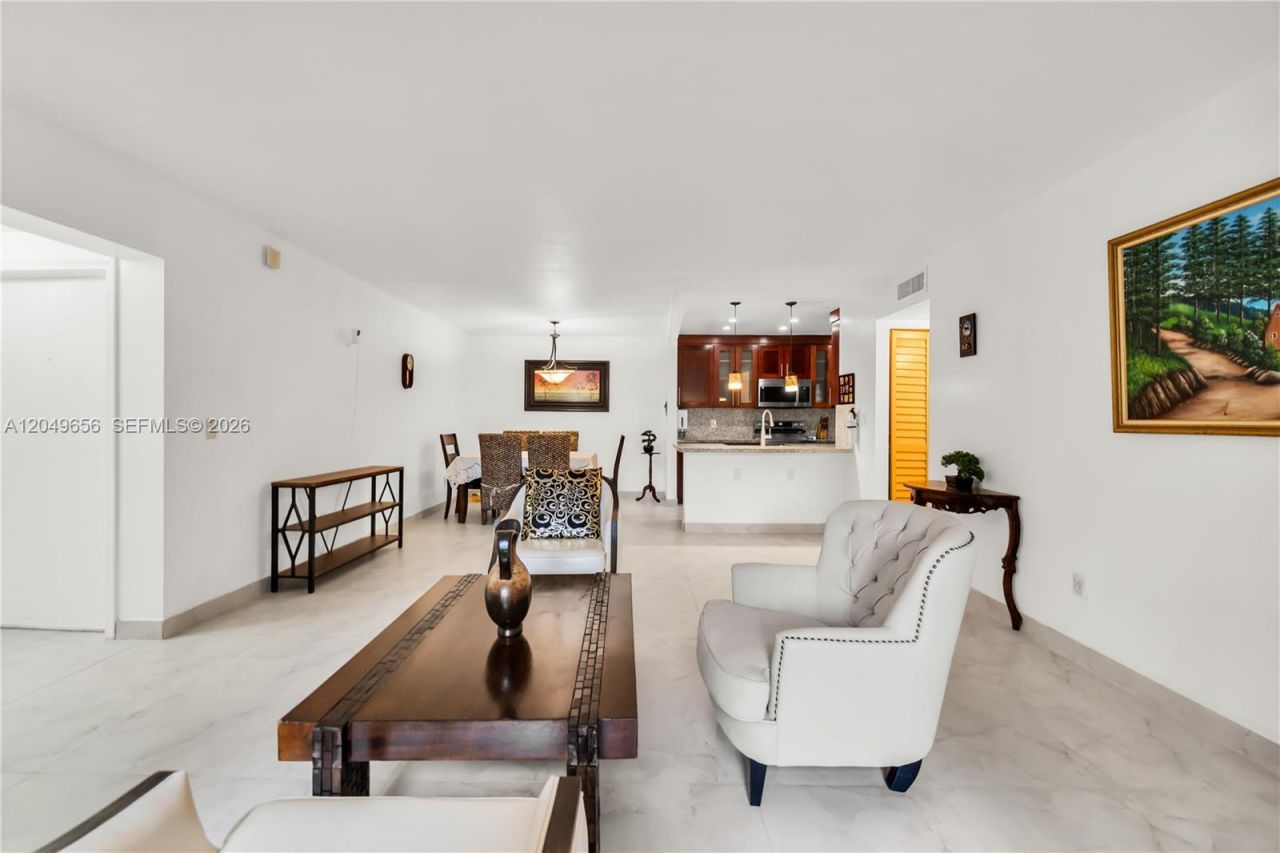8660 SW 149th Ave , Unit 205, Miami, FL 33193 Photo