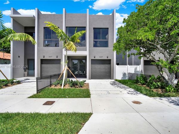 2889 SW 35th Ave , Unit 2889, Miami, FL 33133