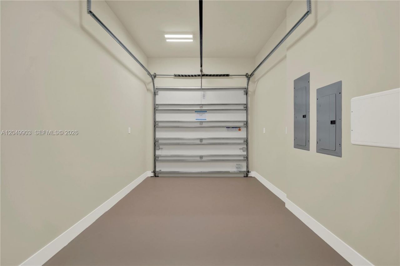 2889 SW 35th Ave , Unit 2889, Miami, FL 33133 Photo