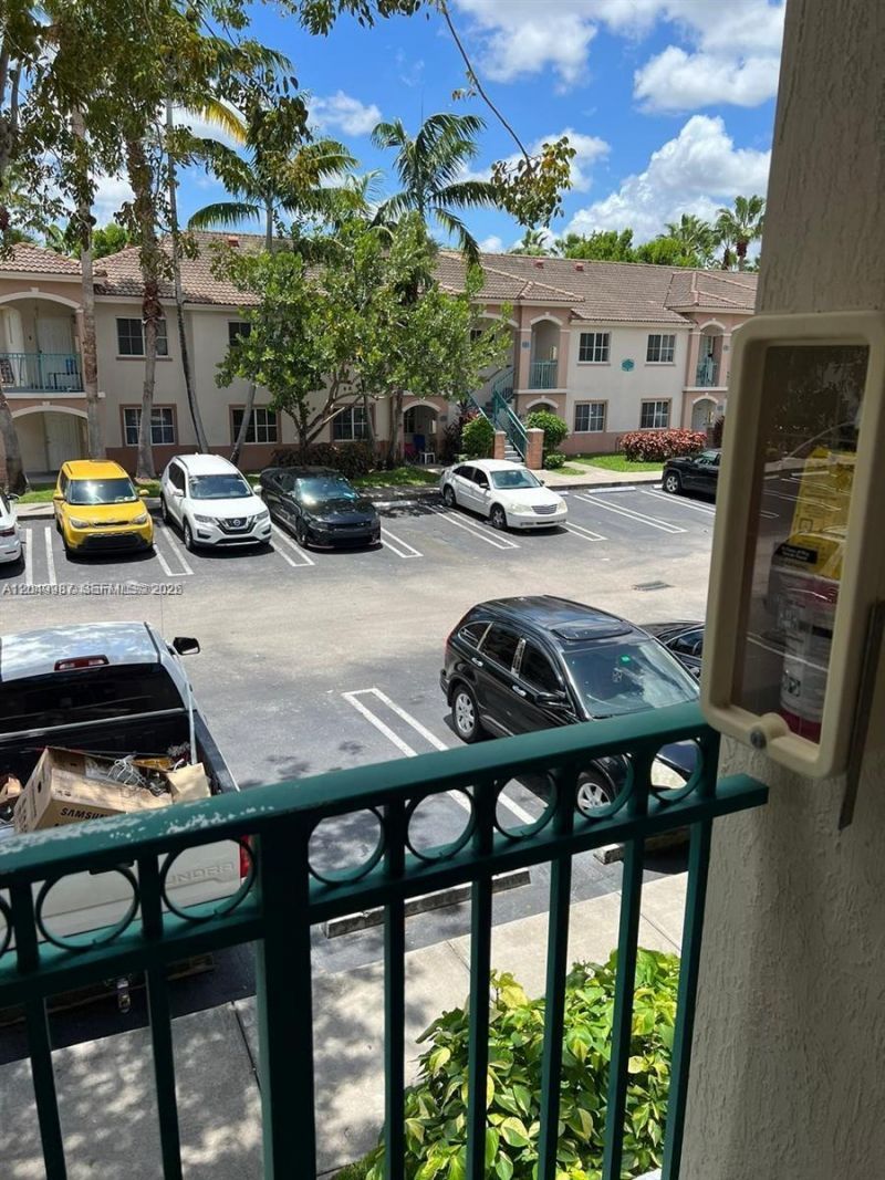 2911 SE 13th Rd , Unit 204-40, Homestead, FL 33035 Photo