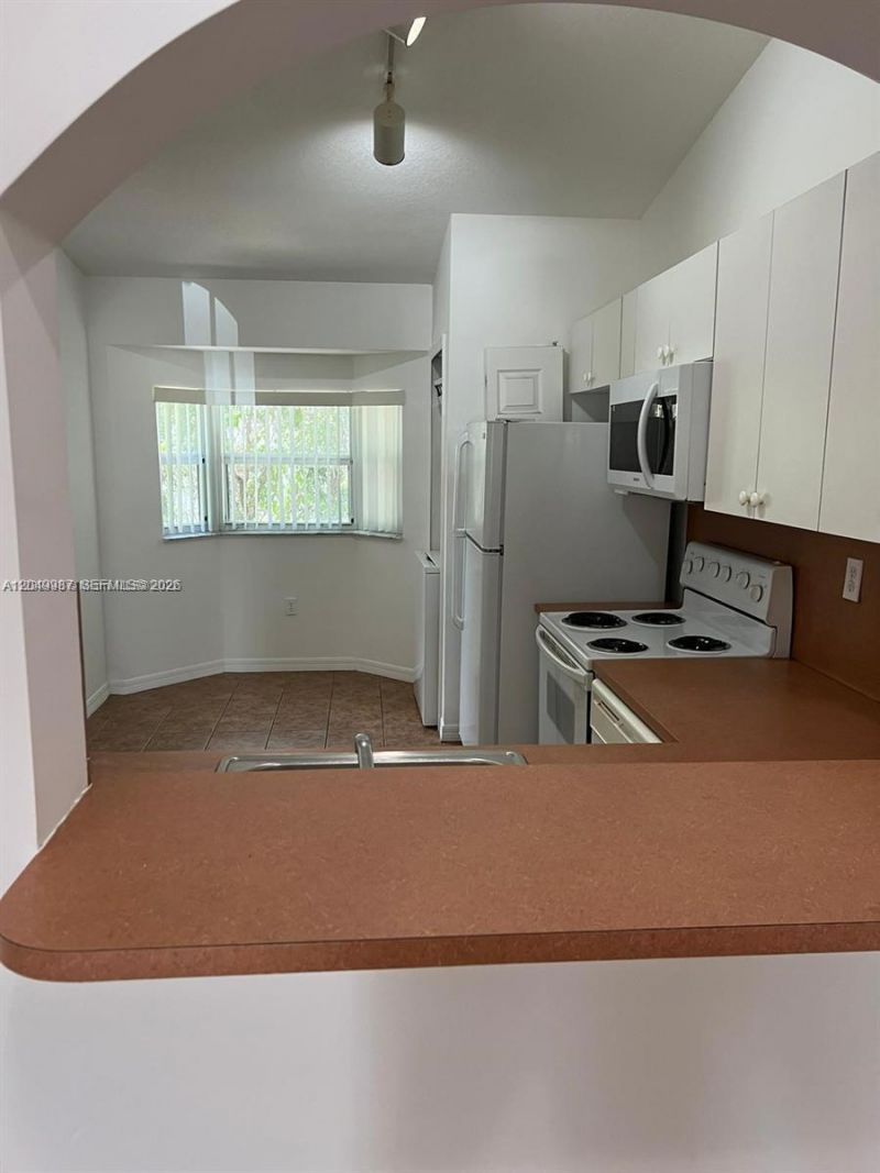 2911 SE 13th Rd , Unit 204-40, Homestead, FL 33035 Photo