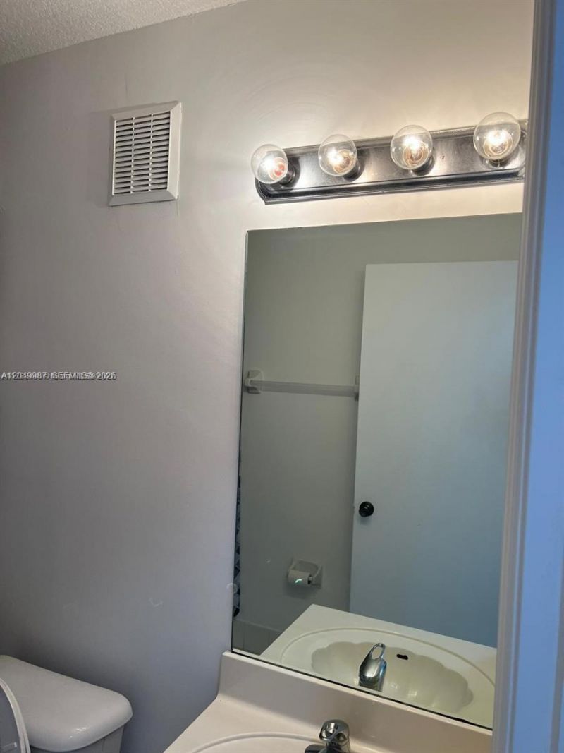 2911 SE 13th Rd , Unit 204-40, Homestead, FL 33035 Photo
