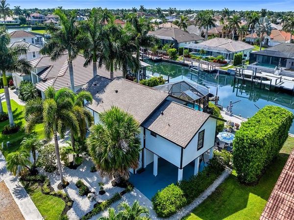 1149 Bond CT , MARCO ISLAND, FL 34145