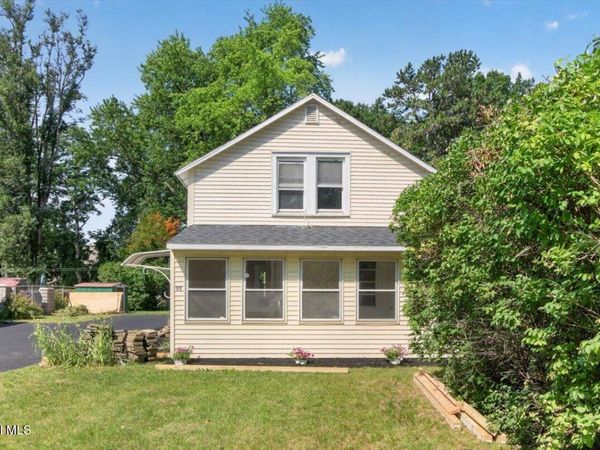 32 Dorlyn Road, Albany, NY 12205