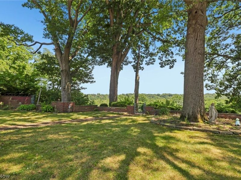 2382 Riverside Drive, Cleveland, OH 44107 Photo 38