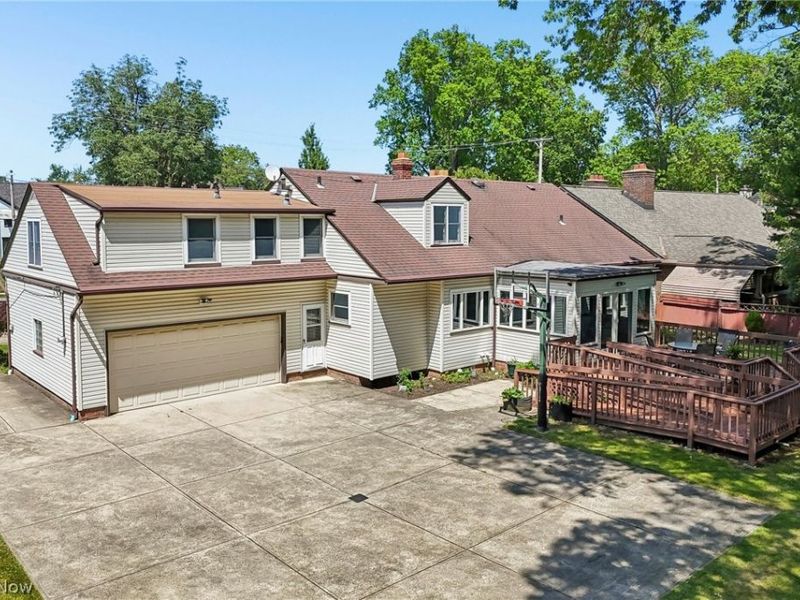 2382 Riverside Drive, Cleveland, OH 44107 Photo 45