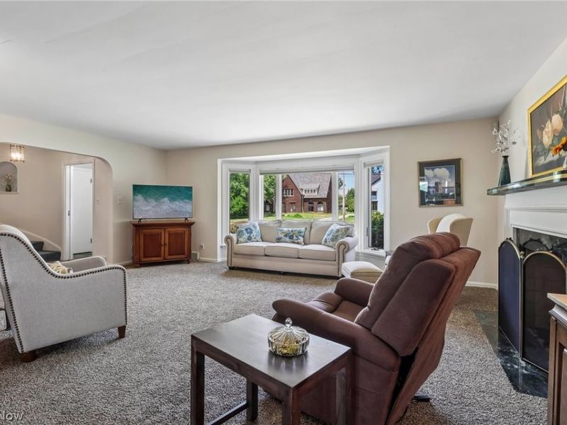 2382 Riverside Drive, Cleveland, OH 44107 Photo 6