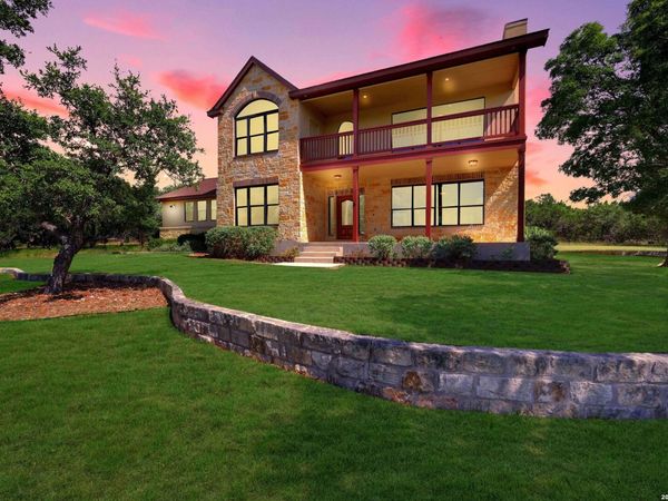 995 Cielo Springs Drive, Blanco, TX 78606