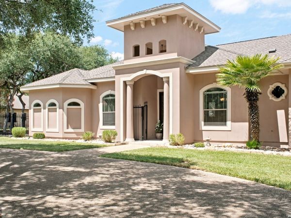 21942 PASEO CORTO DR, Garden Ridge, TX 78266