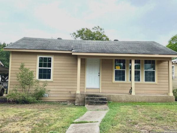 222 GOLDEN CROWN DR, San Antonio, TX 78223