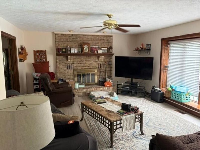 2045 Canterbury Court, Troy, OH 45373 Photo 6