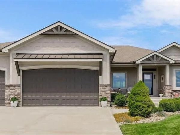 9305 SW Sushi Circle, Lee's Summit, MO 64064