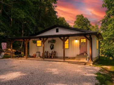 1820 N Fork Road, Stanton, KY 40380