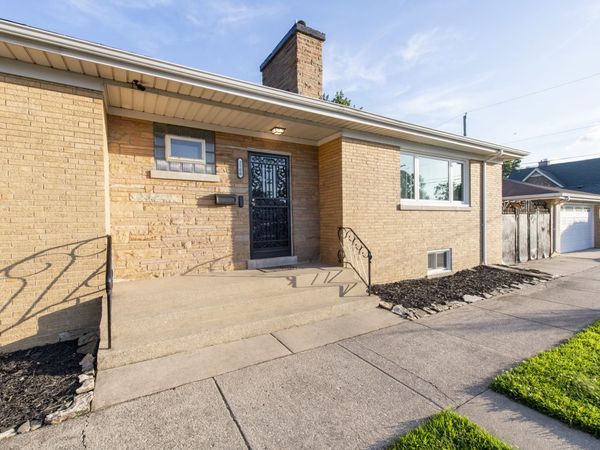 2500 Westover Avenue , North Riverside, IL 60546