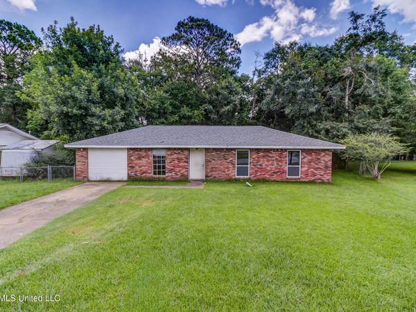 712 Shirley Drive, Gulfport, MS 39503