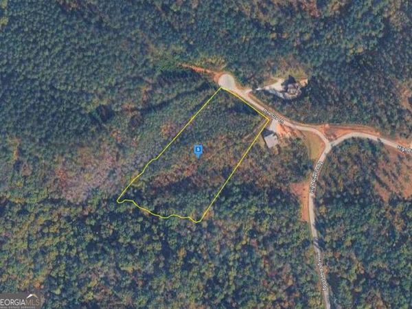 105 Pine Grove Lane, Ellijay, GA 30540