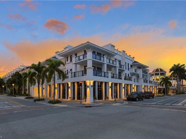 875 6th AVE S, Unit 304, NAPLES, FL 34102