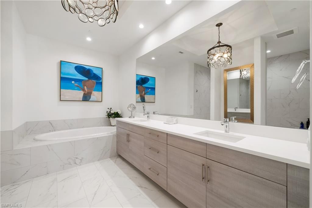 875 6th Ave S, Unit 304, Naples, FL 34102 Photo