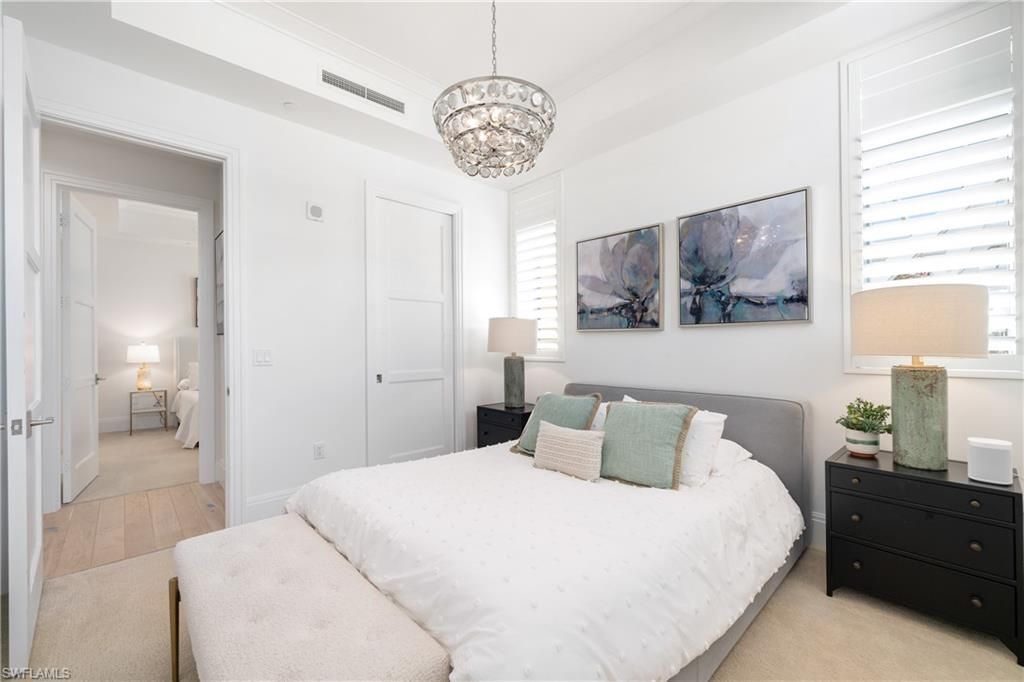 875 6th Ave S, Unit 304, Naples, FL 34102 Photo