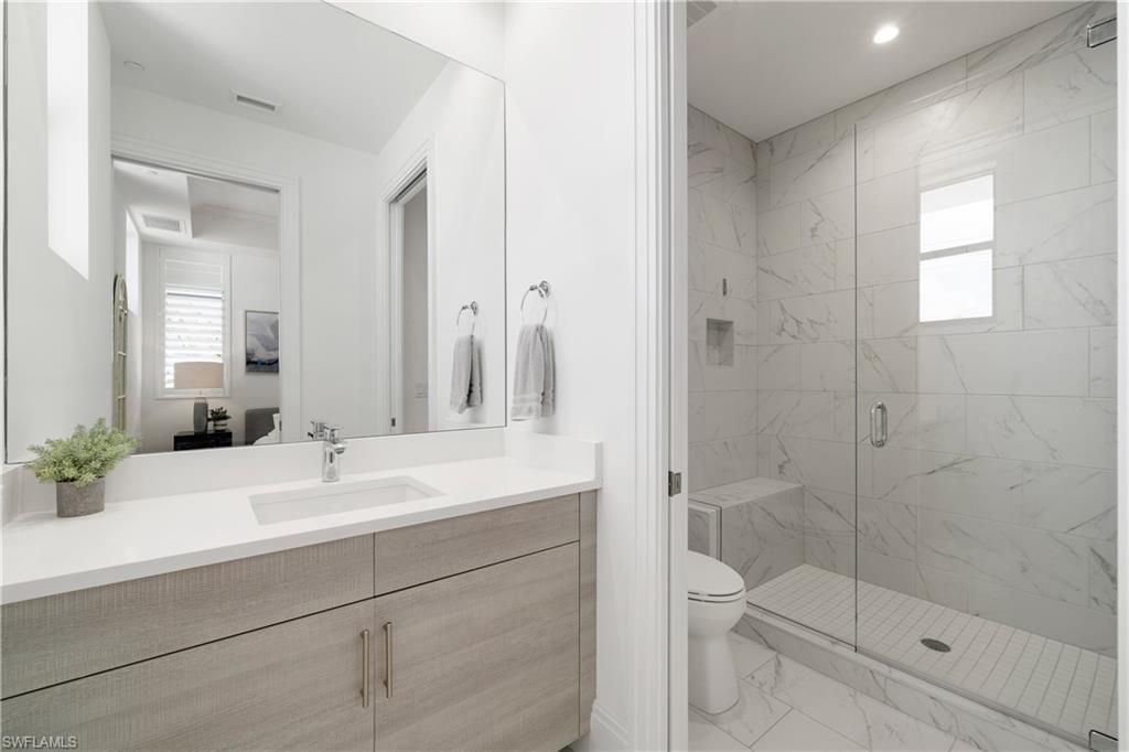 875 6th Ave S, Unit 304, Naples, FL 34102 Photo