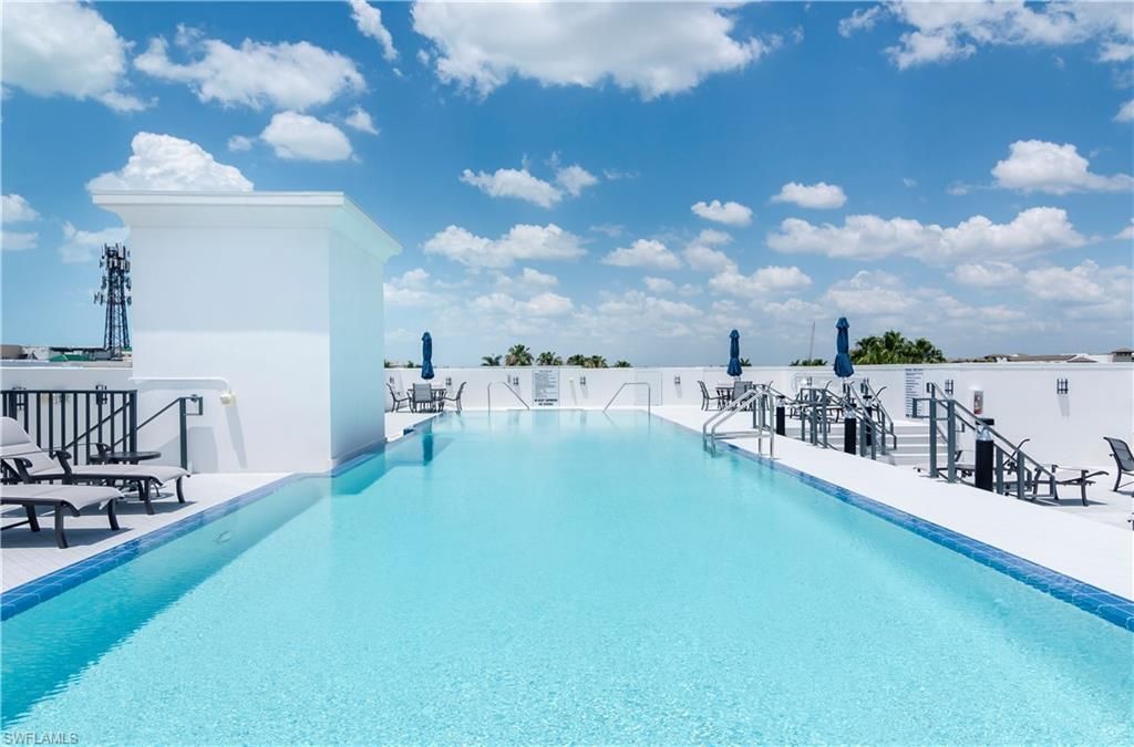 875 6th Ave S, Unit 304, Naples, FL 34102 Photo
