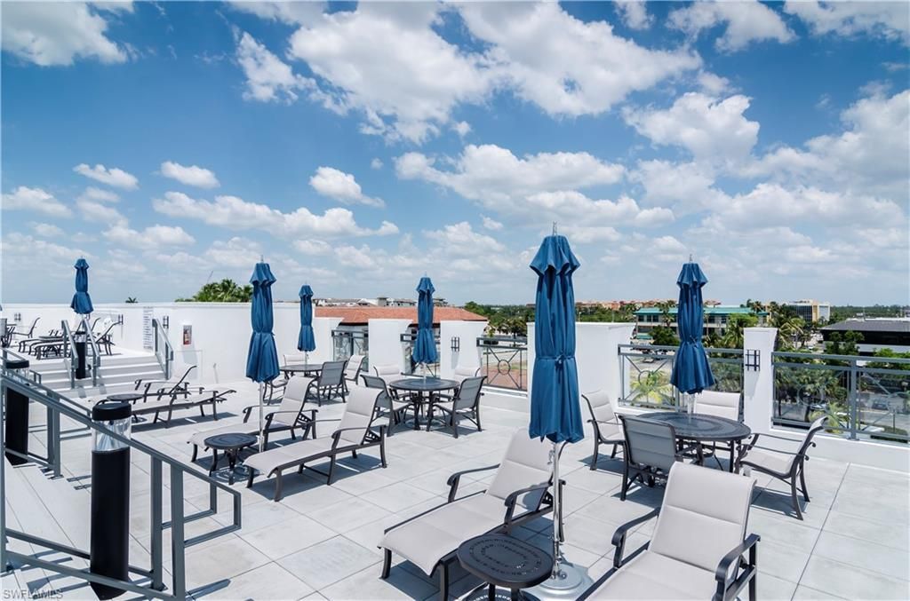 875 6th Ave S, Unit 304, Naples, FL 34102 Photo