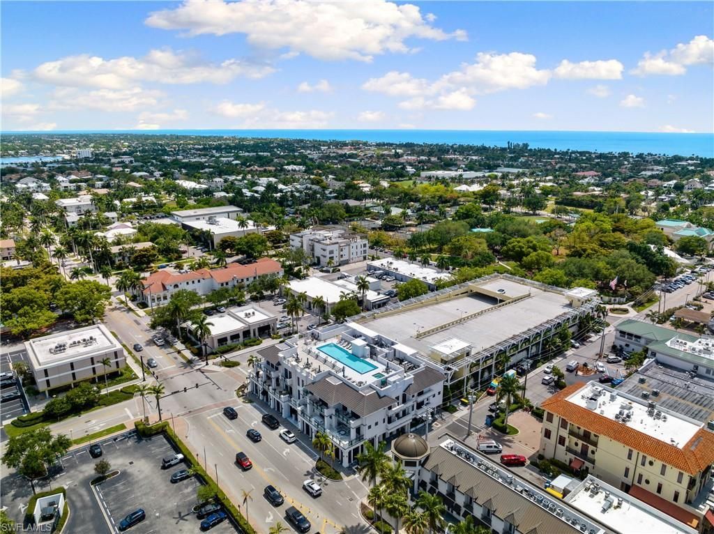 875 6th Ave S, Unit 304, Naples, FL 34102 Photo