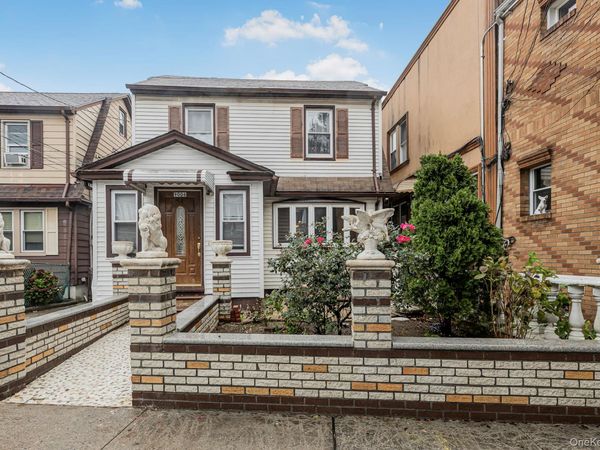 9006 107th Avenue , Ozone Park, NY 11417