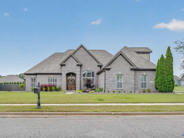25399 Kingston Drive, Athens, AL 35613