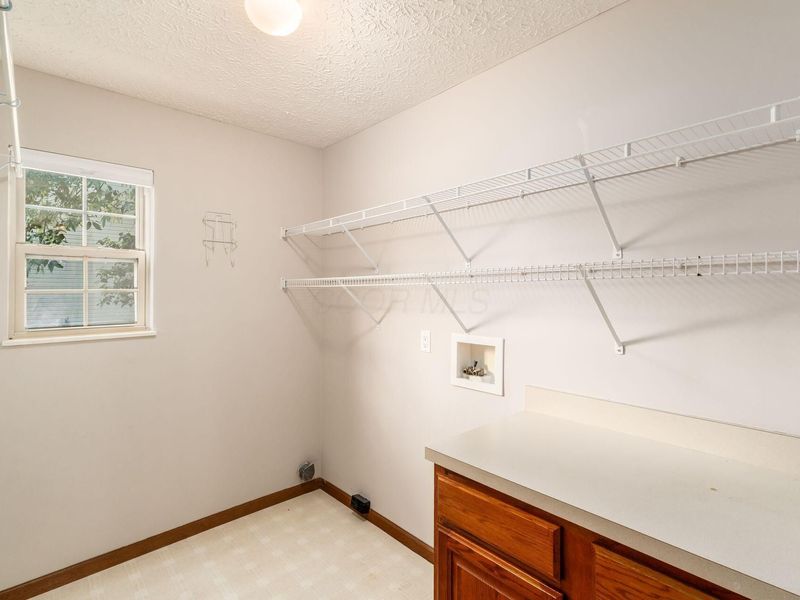 615 Rambling Brook Drive, Pickerington, OH 43147 Photo 30