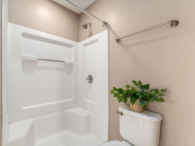 615 Rambling Brook Drive, Pickerington, OH 43147 Photo 39