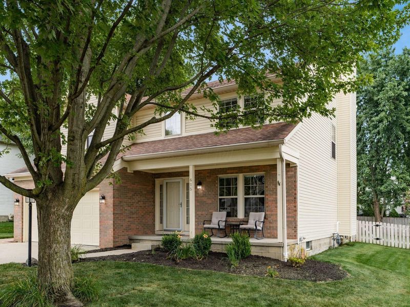 615 Rambling Brook Drive, Pickerington, OH 43147 Photo 4