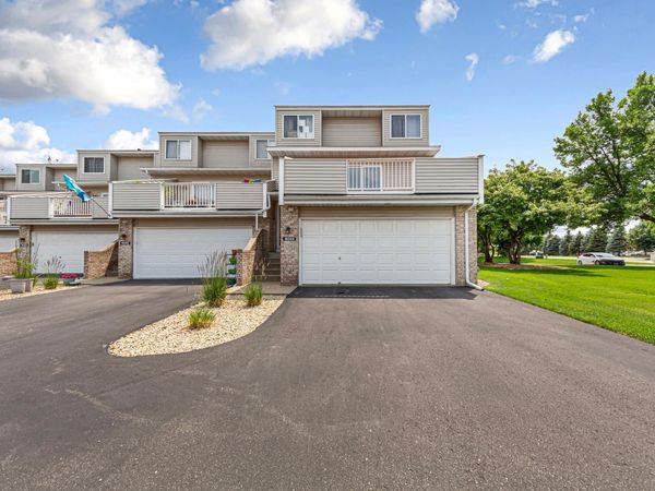 18368 English Avenue , Unit 43, Farmington, MN 55024