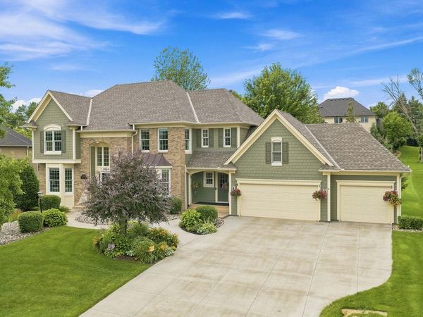 3824 Fairway Terrace, Woodbury, MN 55125
