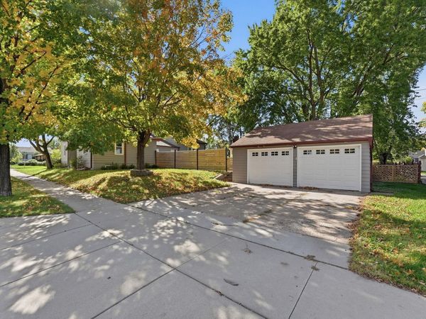901 31st Avenue N, Saint Cloud, MN 56303