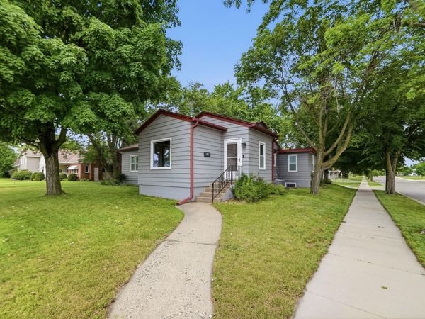 901 31st Avenue N, Saint Cloud, MN 56303