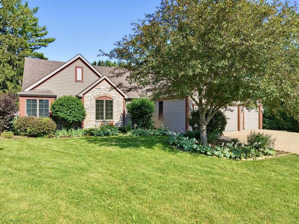 10063 64th AVENUE, Pleasant Prairie, WI 53158