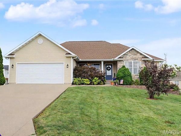 151 Black Willow Lane , Jackson, MO 63701