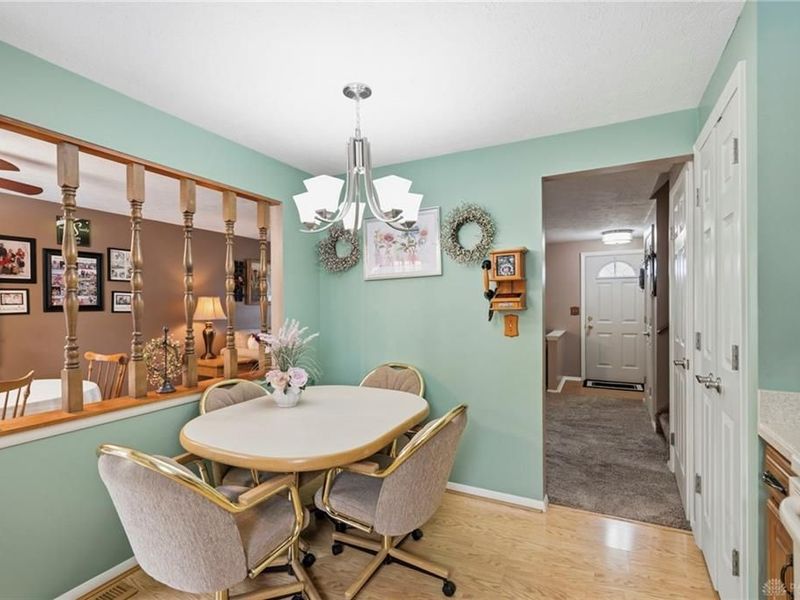 817 Debra Lane, Loveland, OH 45140 Photo 12