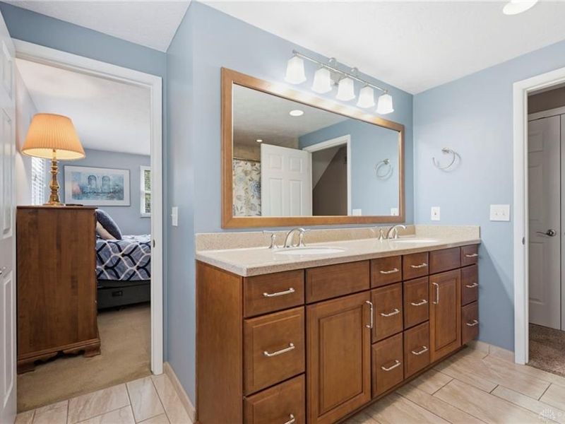 817 Debra Lane, Loveland, OH 45140 Photo 22
