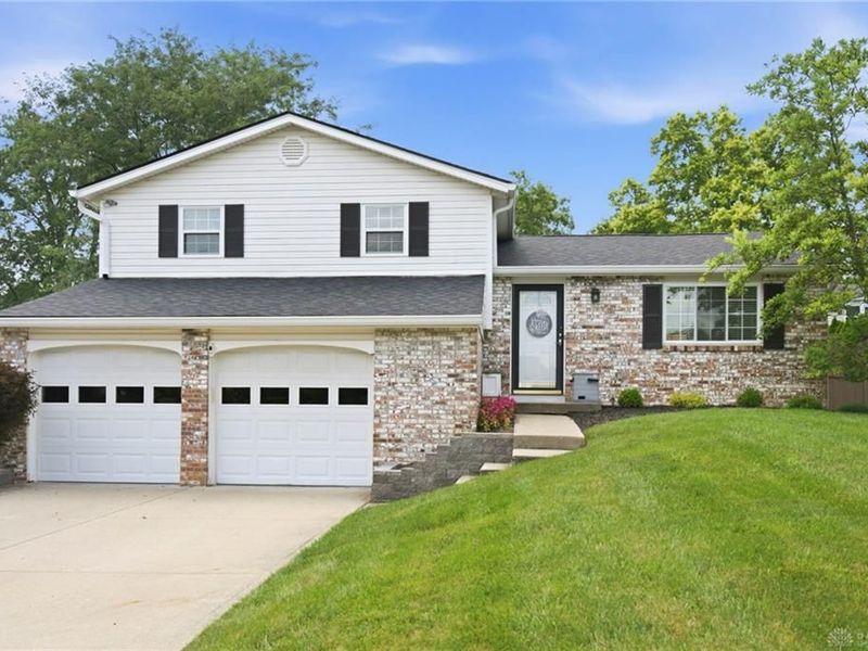 817 Debra Lane, Loveland, OH 45140 Photo 4